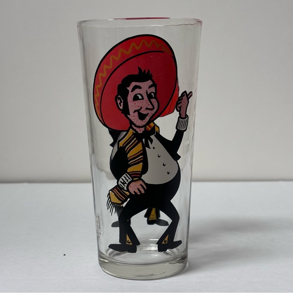 Vintage Pepsi Collector
Series Glass Tumbler
Poncho Cartoon Character